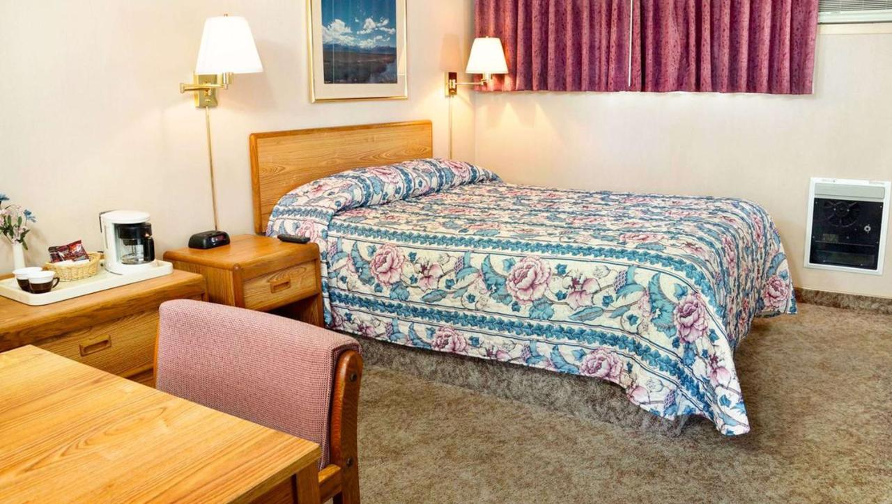 Ruby Inn Бриджпорт Екстериор снимка